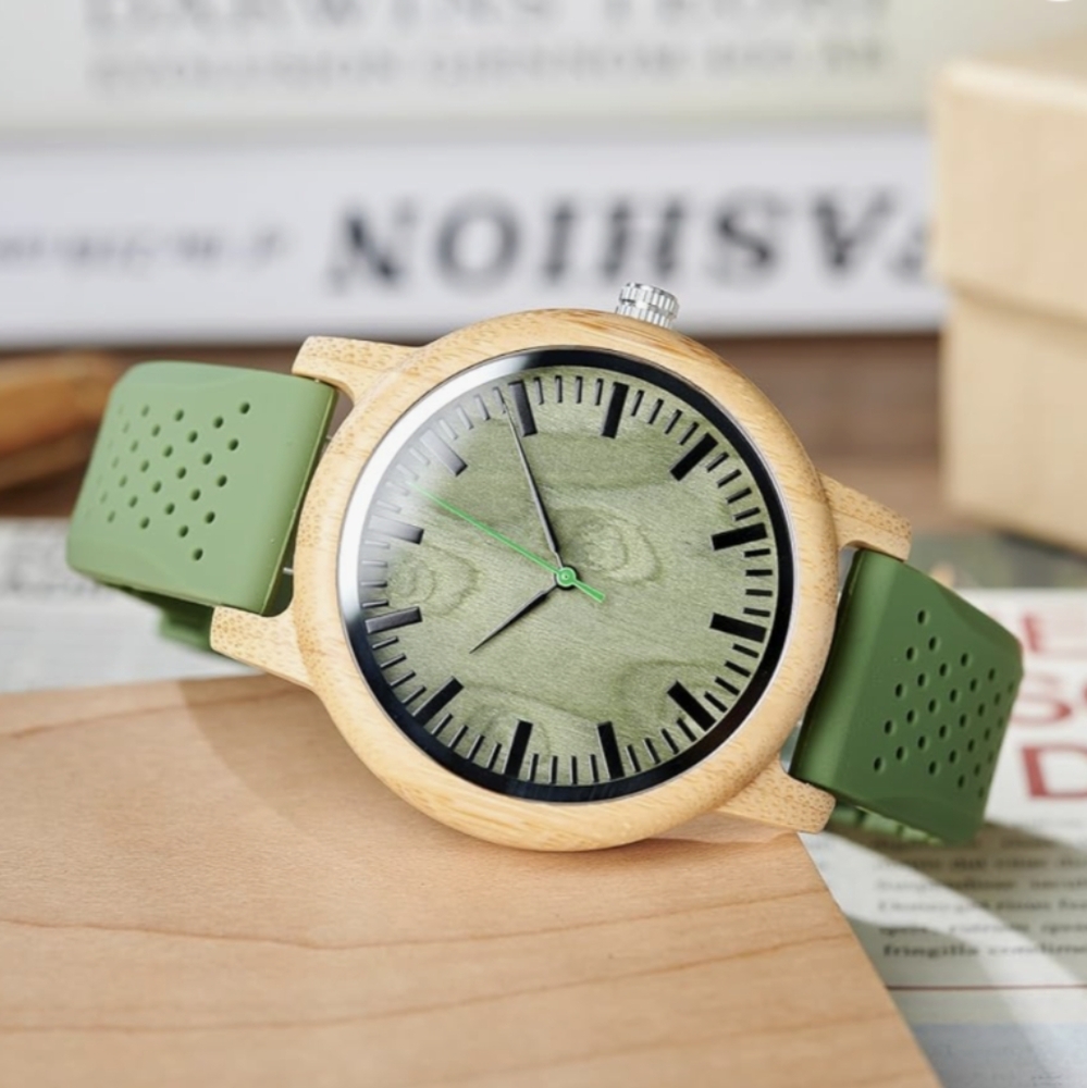 Unisex Bamboo Wood Watch – Eco-Friendly Green Wristwatch | New
